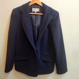 Bloomingdale's 100% Cashemere Navy Blazer Size 6
